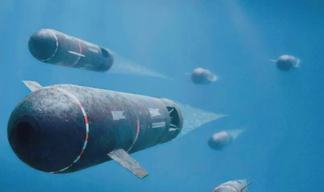  霍尔木兹海峡面临严峻挑战；伊朗潜艇与水雷组合，形成多层威慑。 新闻 霍尔木兹海峡面临严峻挑战；伊朗潜艇与水雷组合，形成多层威慑。 新闻