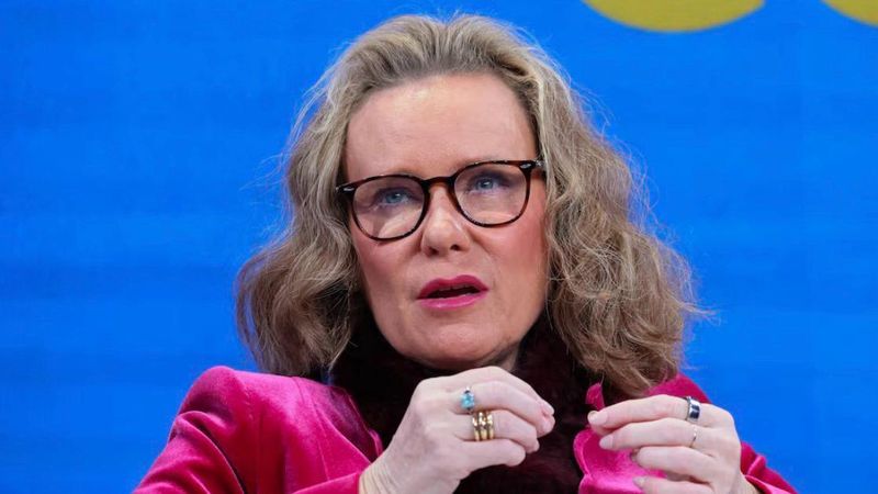  全球贸易观察者：剖析特朗普关税政策的逻辑失效与现实困境 股票财经 全球贸易观察者：剖析特朗普关税政策的逻辑失效与现实困境 股票财经