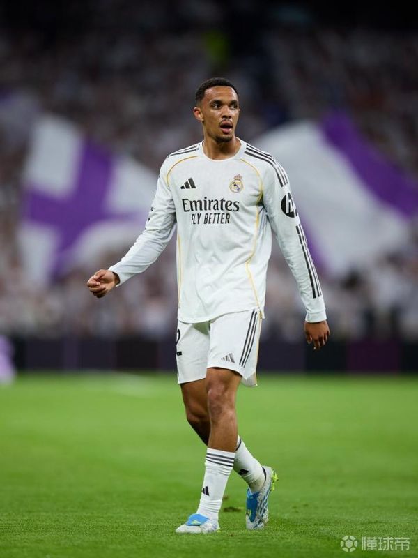  走出低谷重拾信心，阿诺德用助攻找回赛场节奏 体育新闻 走出低谷重拾信心，阿诺德用助攻找回赛场节奏 体育新闻