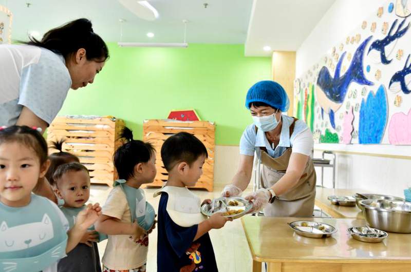  当公办学校开始"抢人大战"：一位家长眼中的教育焦虑与出路 情感心理