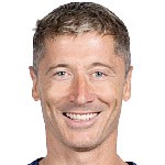  数据解码：37岁莱万冲击西甲历史进球纪录的深层逻辑 体育新闻 数据解码：37岁莱万冲击西甲历史进球纪录的深层逻辑 体育新闻