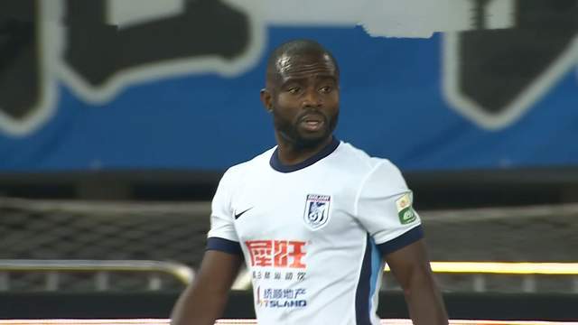  大连英博主场「四字定律」深度解码：战术准备与连胜逻辑的系统性分析 体育新闻