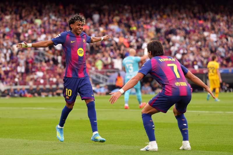  诺坎普的约定：等待32年的那一记掌声 体育新闻