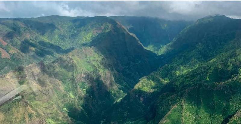  【技术复盘】夏威夷直升机坠海事故：地形气象与机械三重风险深度解析 新闻