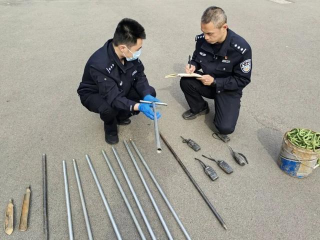 一个村民的迷失:从贫困绝望到铤而走险的警示录 新闻 一个村民的迷失:从贫困绝望到铤而走险的警示录 新闻 一个村民的迷失:从贫困绝望到铤而走险的警示录 新闻
