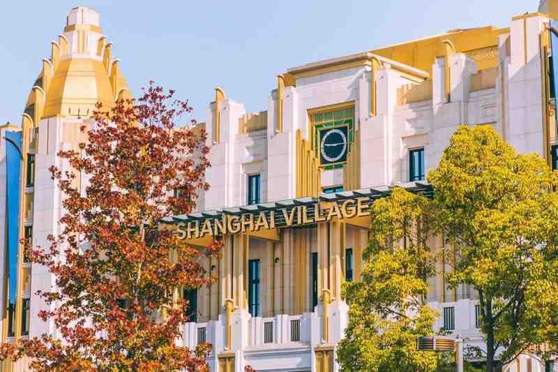 【十年深度复盘】从1.8亿客流看上海国际旅游度假区的“网状生态”构建逻辑 文化旅游 【十年深度复盘】从1.8亿客流看上海国际旅游度假区的“网状生态”构建逻辑 文化旅游